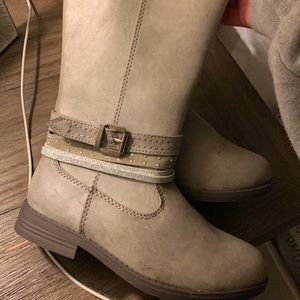SO boots (Girls Size 1)